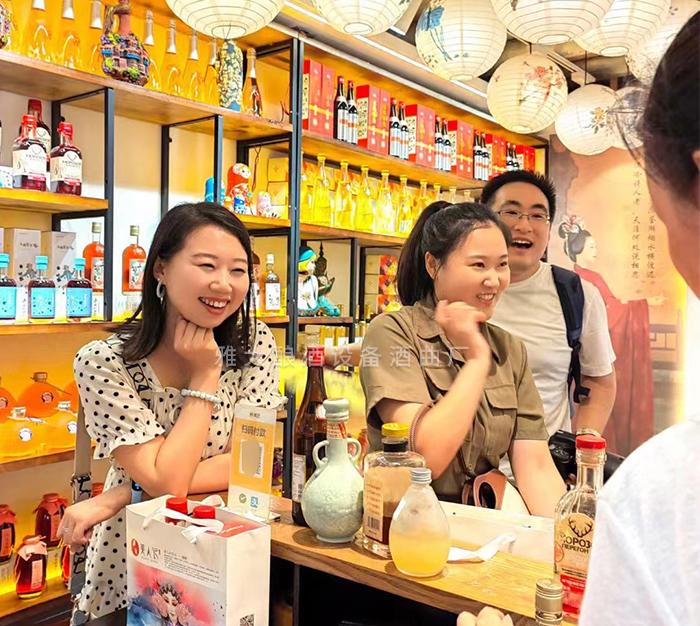 果酒市場(chǎng)前景廣闊，男女都適合飲用