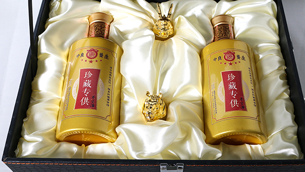 蒸酒設(shè)備：買白酒時(shí)，瓶身有這“3行字”的，白送也不要！