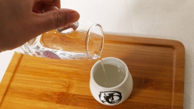 【小型白酒設備】它在白酒中的占比不到1%，卻對口感起著大作用