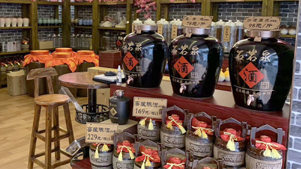 用小型酒廠釀酒設備一年釀2萬斤高粱酒，能賺多少錢？