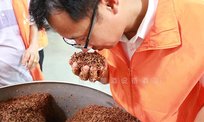 從糧香到陳香，帶您了解白酒香氣的多彩世界 2