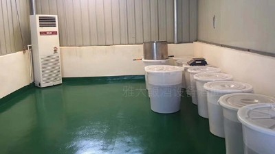 春節(jié)前燒酒設備釀的純糧酒不夠賣，怎樣才能縮短發(fā)酵周期？