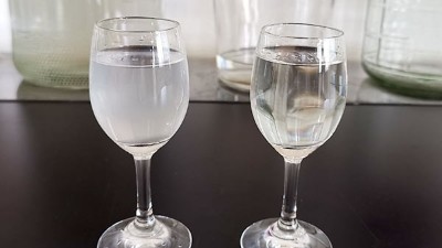 加水變渾濁的酒，就是釀酒機器釀造的純糧白酒？