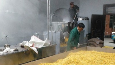 用玉米釀酒設(shè)備做小曲清香玉米酒，這11點(diǎn)沒(méi)做好易引起酒苦