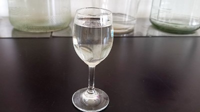 70年代的人怎樣判斷小型燒酒設(shè)備釀的酒好不好？