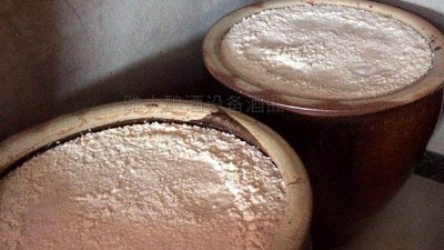 用小型白酒釀酒設(shè)備做酒，忽略這3點(diǎn)你壓根就干不過(guò)老酒坊