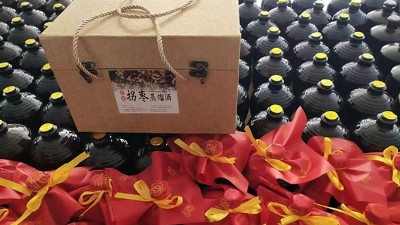 它是7080后兒時的零食，用白酒釀酒設備釀成酒更受歡迎