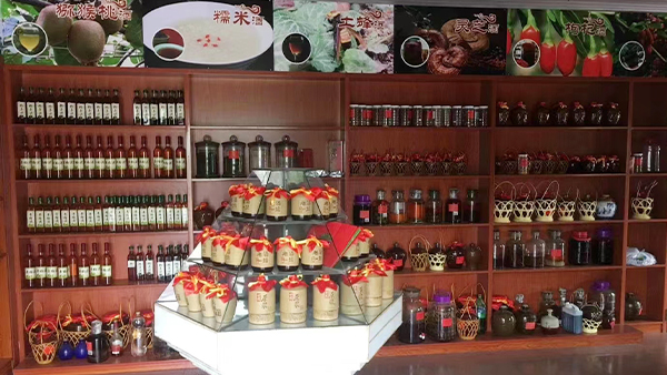 三碗酒坊太厲害，用釀酒蒸餾設(shè)備開酒坊6年長(zhǎng)期合作門店達(dá)幾十家！